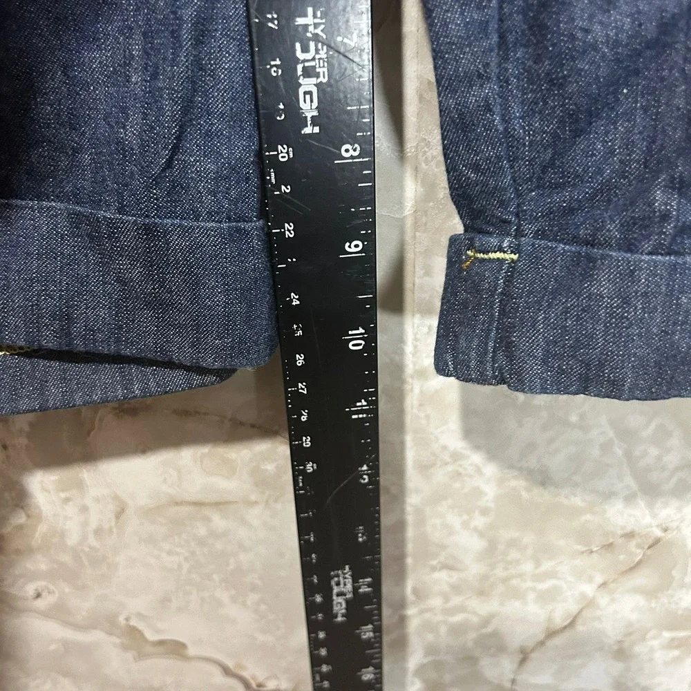 Wet Seal Denim Bermuda Shorts Womens Size 7 Dark Wash‎ Cuffed Pockets